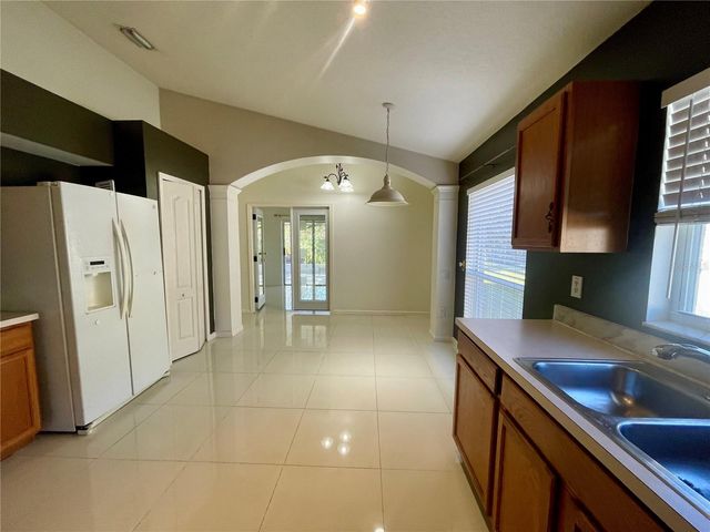 1031 SUMMER BREEZE DRIVE, Brandon, FL 33511