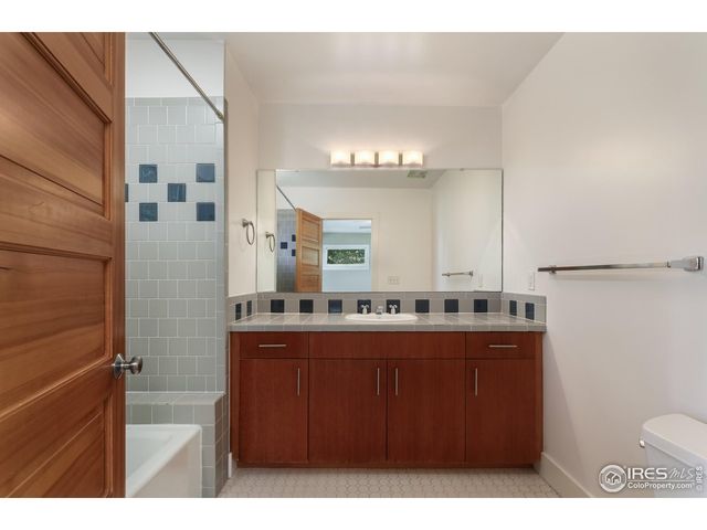 722 Tenacity Dr A, Longmont, CO 80504