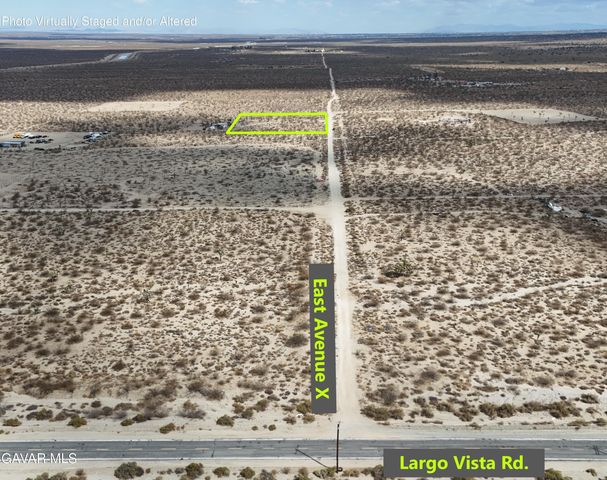 E Ave X, Llano, CA 93544