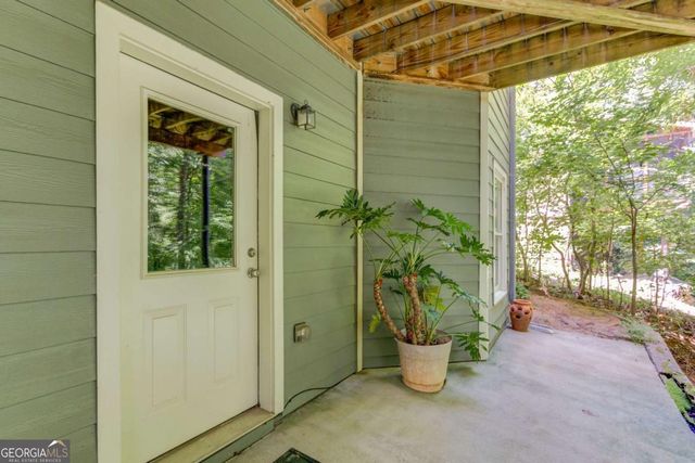 5989 Grand Loop Road, Sugar Hill, GA 30518