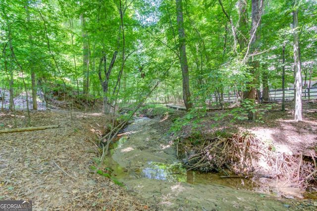 5989 Grand Loop Road, Sugar Hill, GA 30518