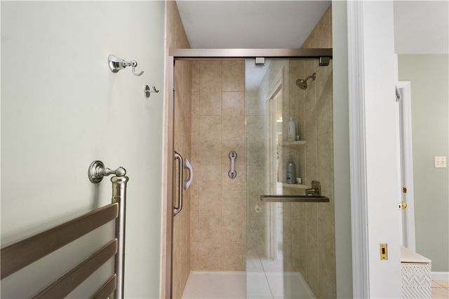8002 Pressley Court, Mccandless, PA 15237
