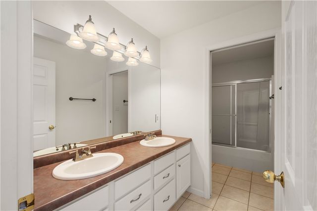 8002 Pressley Court, Mccandless, PA 15237