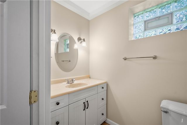 8002 Pressley Court, Mccandless, PA 15237