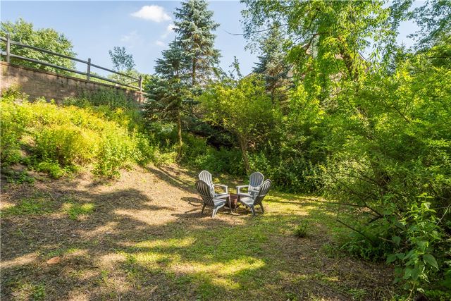 8002 Pressley Court, Mccandless, PA 15237
