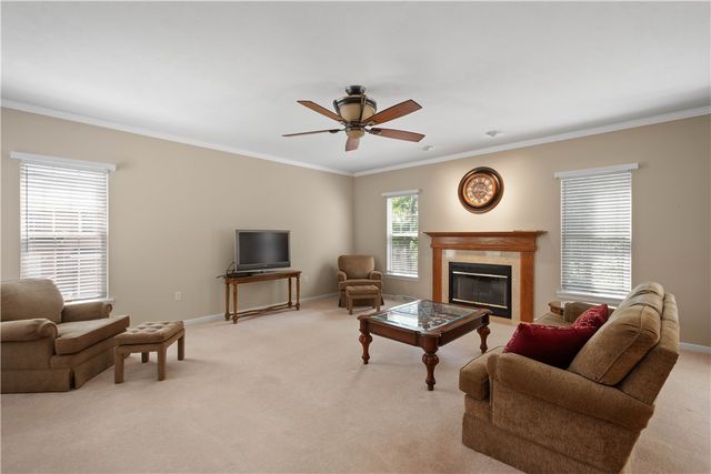 8002 Pressley Court, Mccandless, PA 15237