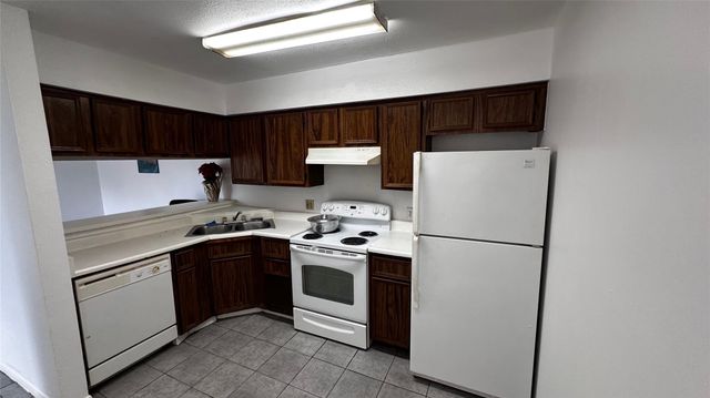 9090 S Braeswood Boulevard 89, Houston, TX 77074