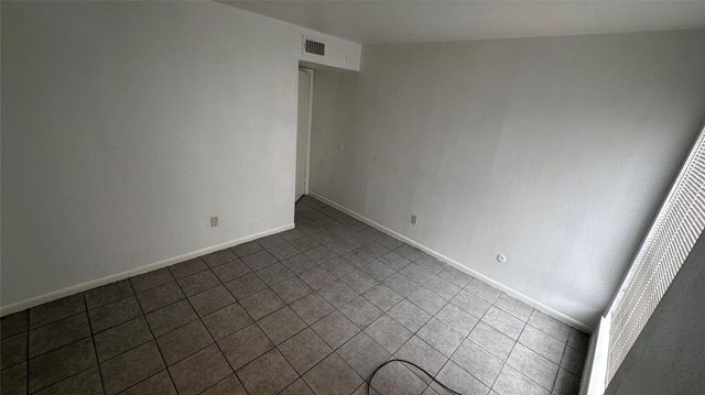 9090 S Braeswood Boulevard 89, Houston, TX 77074