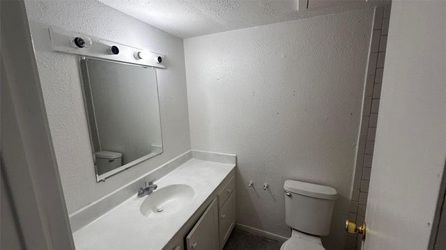9090 S Braeswood Boulevard 89, Houston, TX 77074