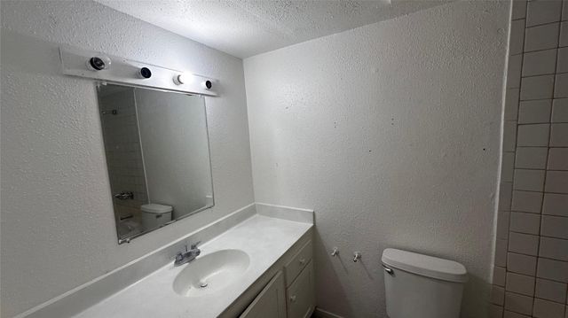 9090 S Braeswood Boulevard 89, Houston, TX 77074