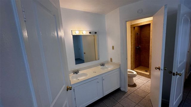 9090 S Braeswood Boulevard 89, Houston, TX 77074