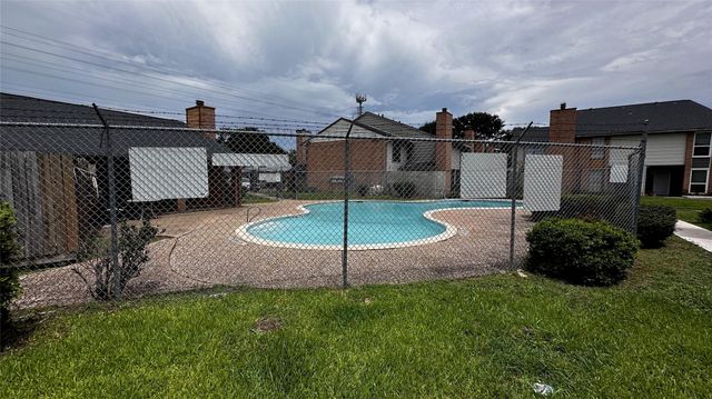 9090 S Braeswood Boulevard 89, Houston, TX 77074