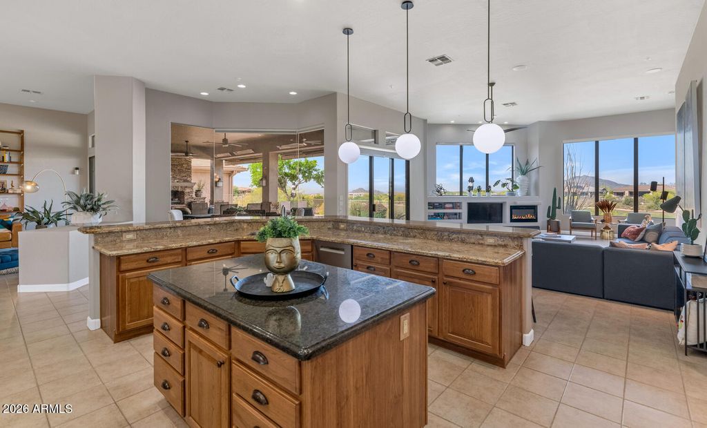 9860 E Roadrunner Drive, Scottsdale, AZ 85262