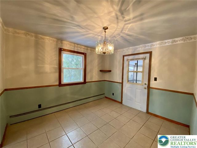 3042 Middletown Road, Bethlehem Twp, PA 18020