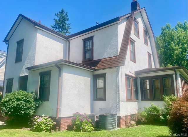 330 E Devonia Avenue, Mount Vernon, NY 10552