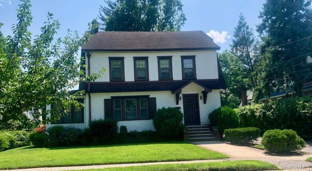 330 E Devonia Avenue, Mount Vernon, NY 10552