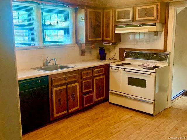 330 E Devonia Avenue, Mount Vernon, NY 10552