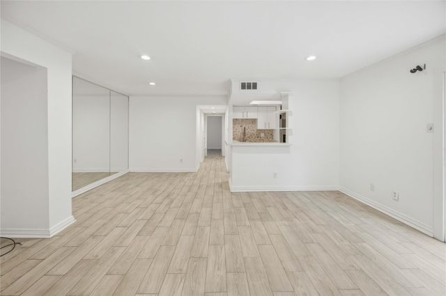 1909 Brun Street 9, Houston, TX 77019
