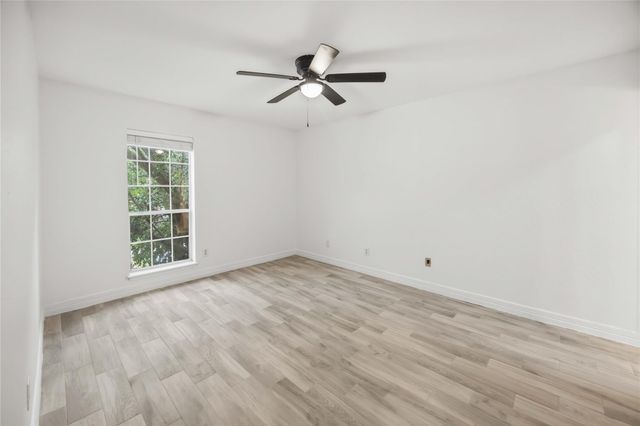 1909 Brun Street 9, Houston, TX 77019