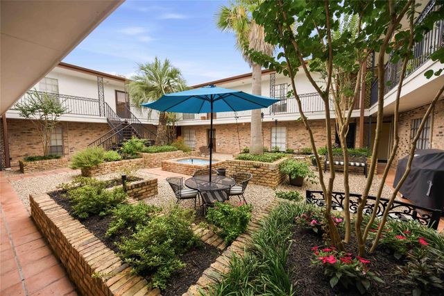1909 Brun Street 9, Houston, TX 77019