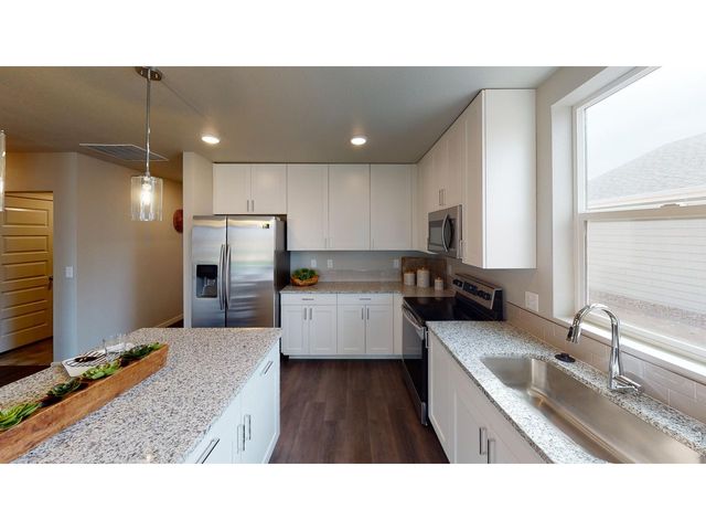 752 Ayrshire Rd, Johnstown, CO 80534