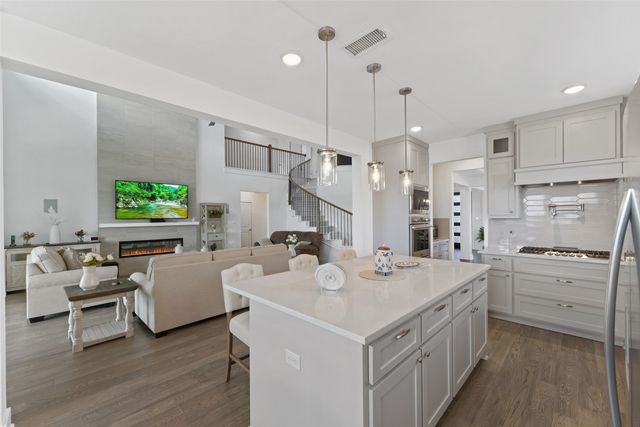 751 Emerald Valley Drive, Ovilla, TX 75154