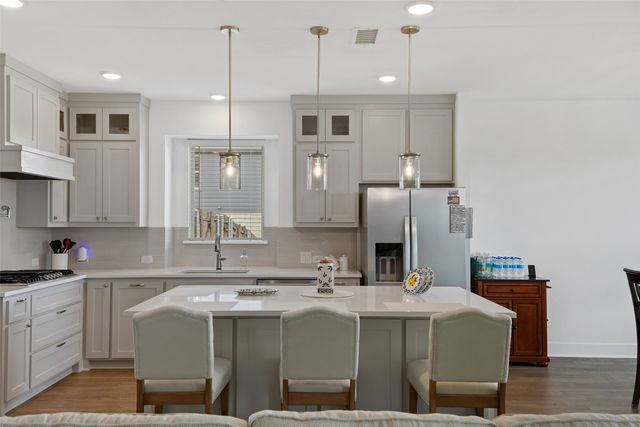 751 Emerald Valley Drive, Ovilla, TX 75154