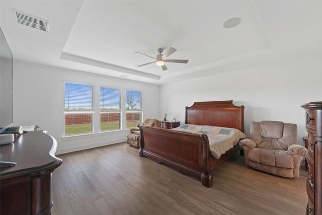 751 Emerald Valley Drive, Ovilla, TX 75154