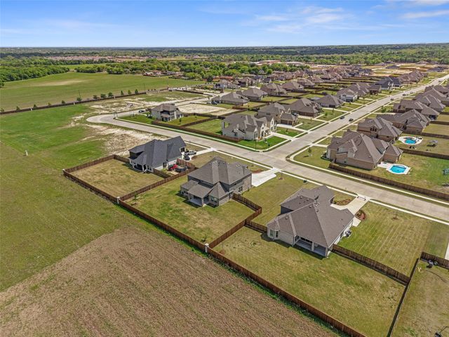 751 Emerald Valley Drive, Ovilla, TX 75154