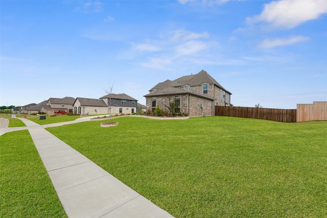 751 Emerald Valley Drive, Ovilla, TX 75154