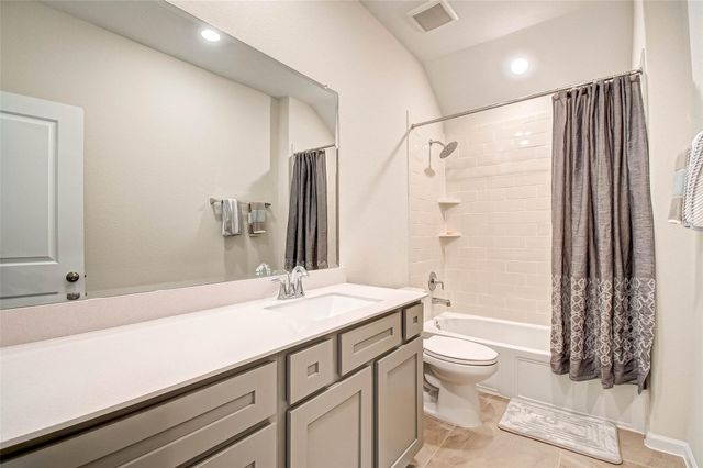 617 Aspen Falls Court, Conroe, TX 77304