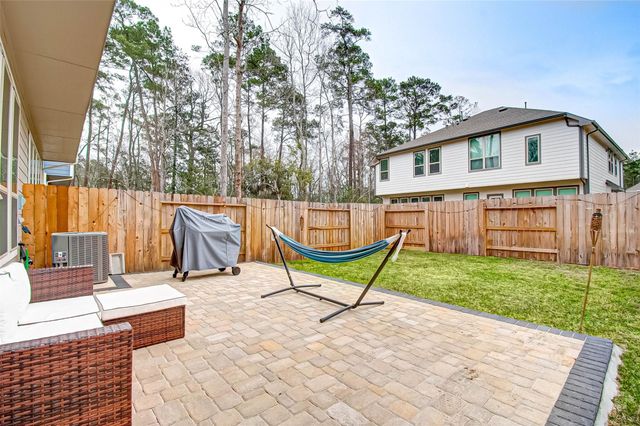 617 Aspen Falls Court, Conroe, TX 77304