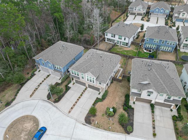 617 Aspen Falls Court, Conroe, TX 77304