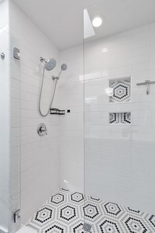1027 NW Albany Avenue 1&2, Bend, OR 97703