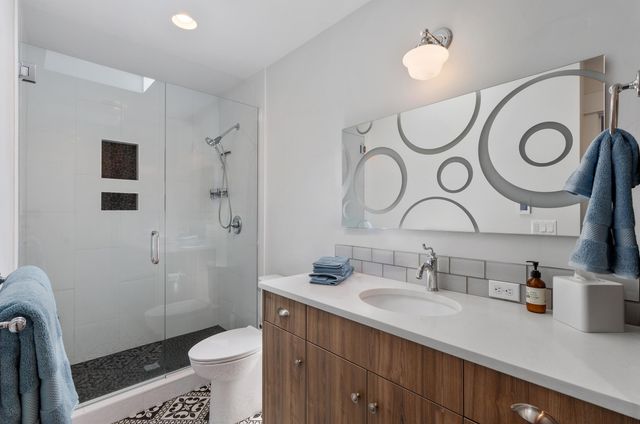 1027 NW Albany Avenue 1&2, Bend, OR 97703