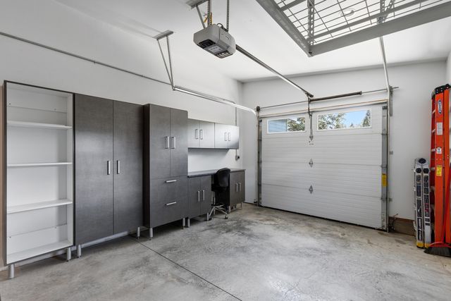 1027 NW Albany Avenue 1&2, Bend, OR 97703
