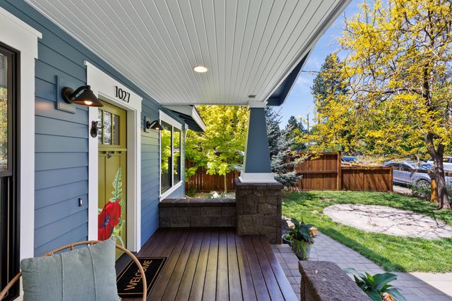 1027 NW Albany Avenue 1&2, Bend, OR 97703