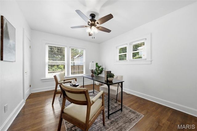 4050 McDonald Avenue, St Louis, MO 63116