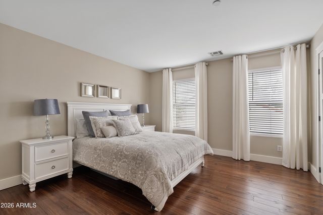 2697 E JAMES Street, Gilbert, AZ 85296