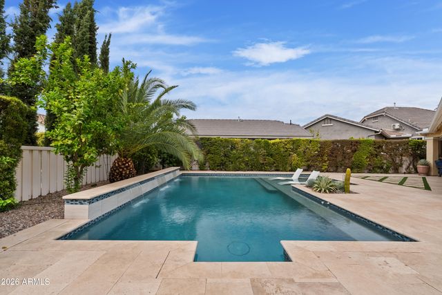 2697 E JAMES Street, Gilbert, AZ 85296