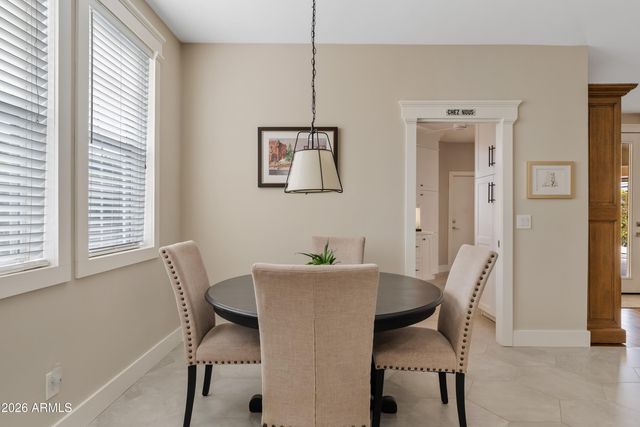 2697 E JAMES Street, Gilbert, AZ 85296