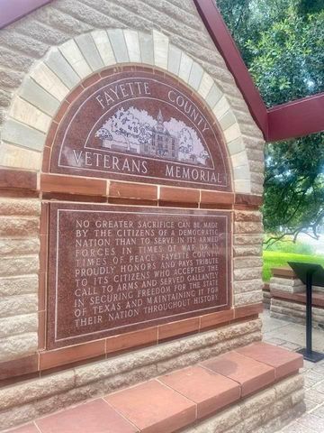 645 & 643 N Monroe Street, La Grange, TX 78945