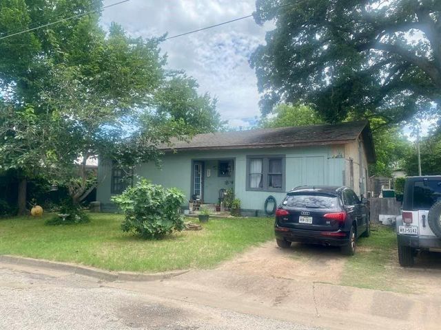 645 & 643 N Monroe Street, La Grange, TX 78945