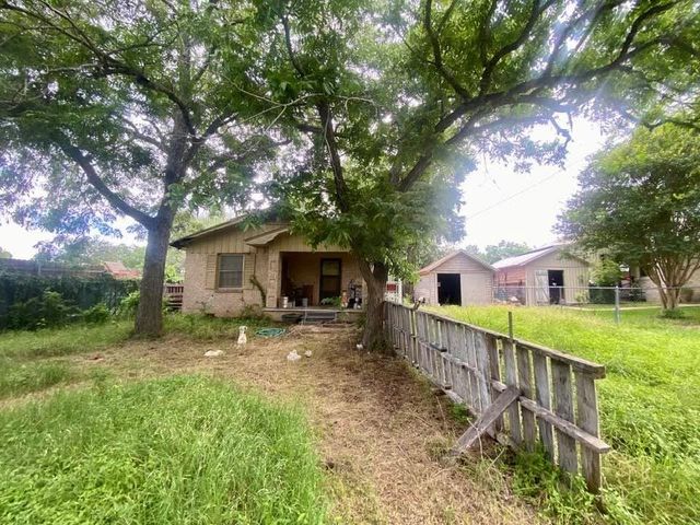 645 & 643 N Monroe Street, La Grange, TX 78945