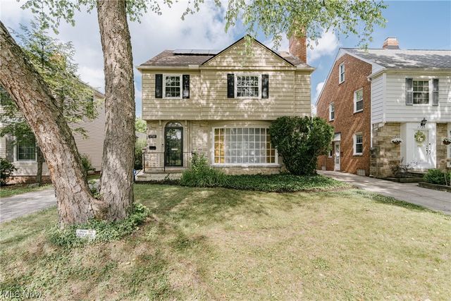 3710 Strandhill Road, Shaker Heights, OH 44122