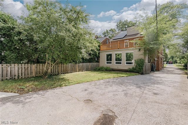 3710 Strandhill Road, Shaker Heights, OH 44122