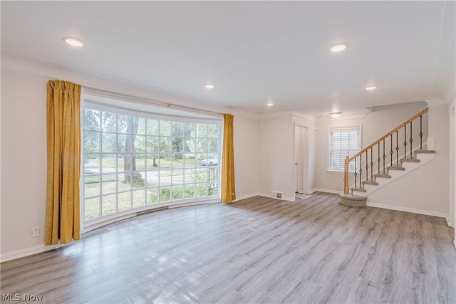 3710 Strandhill Road, Shaker Heights, OH 44122