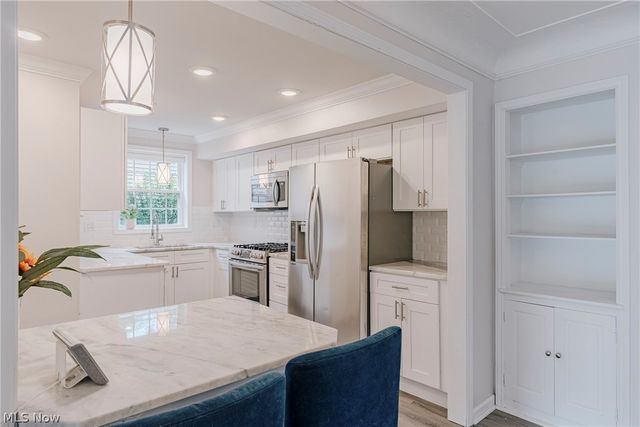 3710 Strandhill Road, Shaker Heights, OH 44122