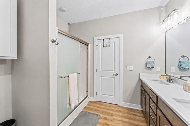 1604 Hackenberry Place, Granger, IA 50109