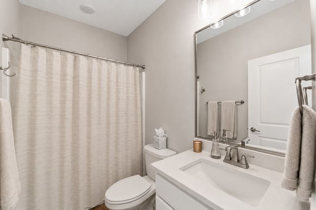 1604 Hackenberry Place, Granger, IA 50109